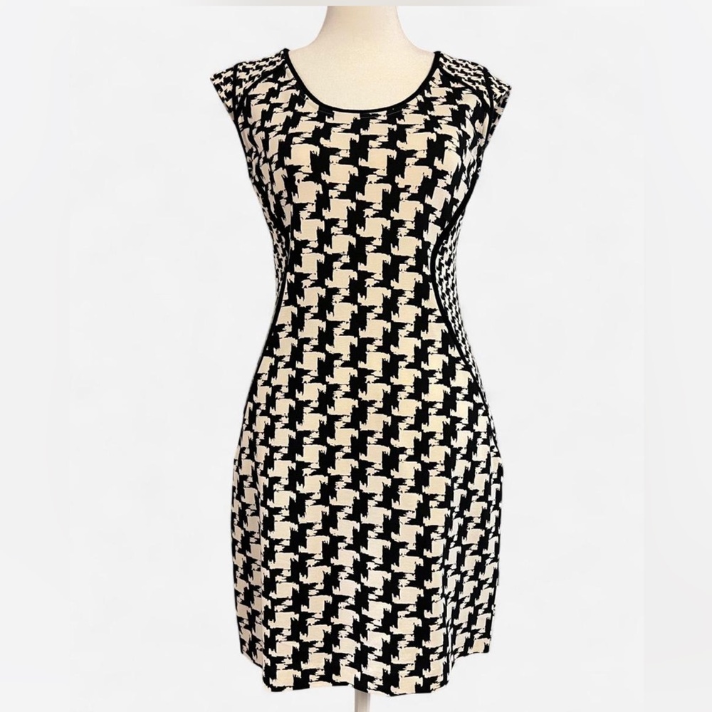 Express Houndstooth Bodycon Dress, Size 6